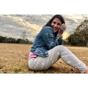 Meet your Posher, Sabrina